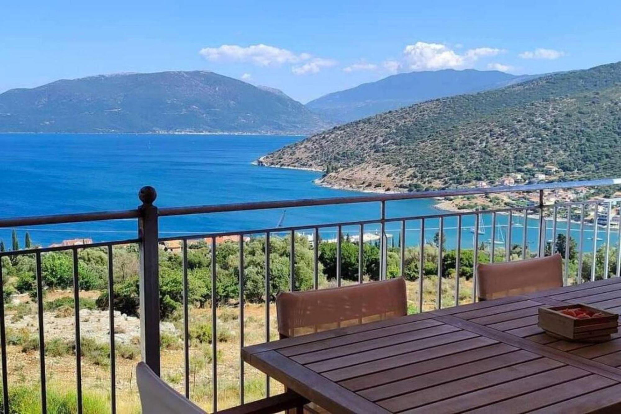 Augustela Villa Seaview Vacation Villa Agia Efimia Esterno foto